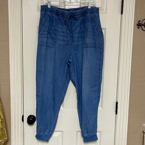 Seven7 utility joggers. Ladies size XL